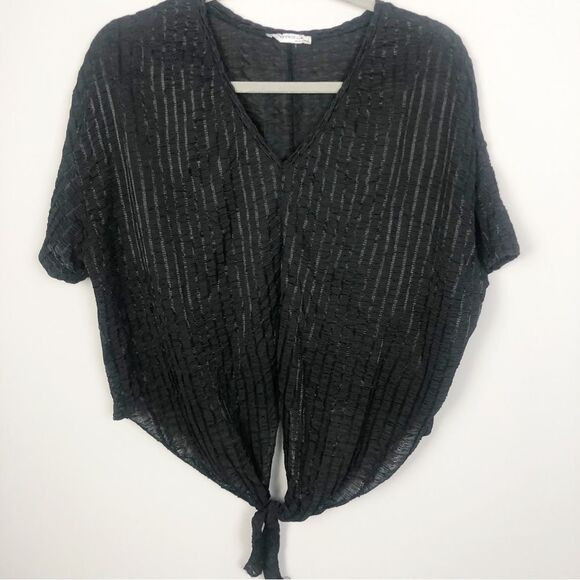 ZARA | Textured Black Short Sleeve Tie Front V-Neck Top Women’s Size Small - Picture 1 of 8